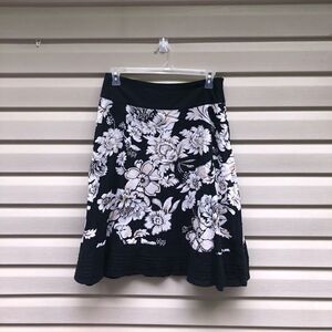 Nicole by Nicole Miller Black  and White Embellished Skirt Size 8